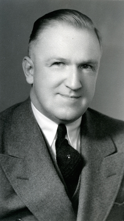 portrait photograph of Charles Doan