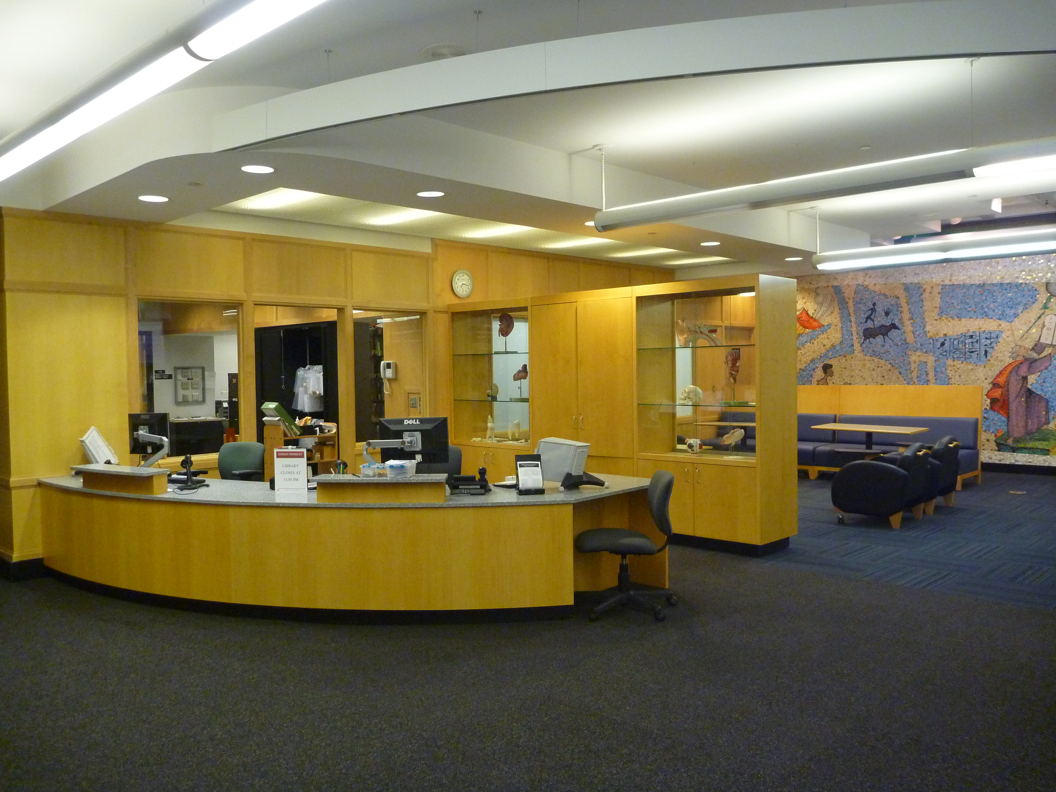 Health Sciences Library Front Desk