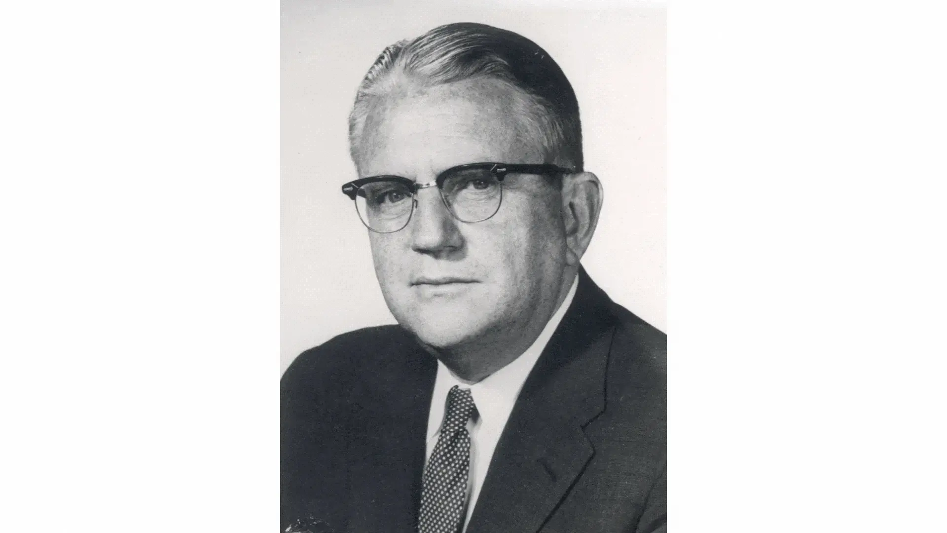 Archival professional headshot of Richard Meiling in his middle years